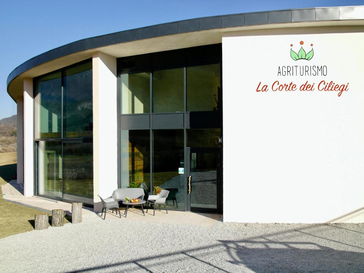 Agritur La Corte Dei Ciliegi Trento Eksteriør billede